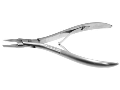 Ingrown nail forceps, 5'',anvil pattern, narrow blade