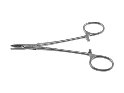 Baumgartner needle holder, 5'',straight, serrated jaws, ring handle