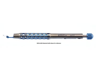 Stratus BC30™ Bevel-Up Lance Clear-Cornea diamond knife, angled mount, 1.20mm wide blade, 30º tip angle, sharp sides, j-slot titanium handle