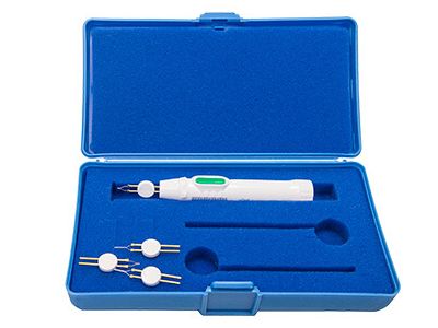 Change-A-Tip deluxe low-temp cautery kit, includes (1) low-temp handle, (2) H100 non-sterile tips, (2) H104 non-sterile tips, (1)  inAA''battery and a foam-lined case