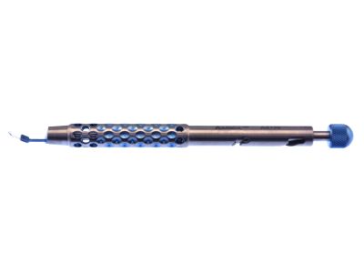 Stratus MC40™ Multi-Facet Lance Clear-Cornea diamond knife, angled mount, 2.20mm wide blade, 40º tip angle, sharp sides, j-slot titanium handle